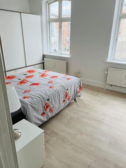 Lovely 1-Bedroom Condo In Aarhus C Dış mekan fotoğraf